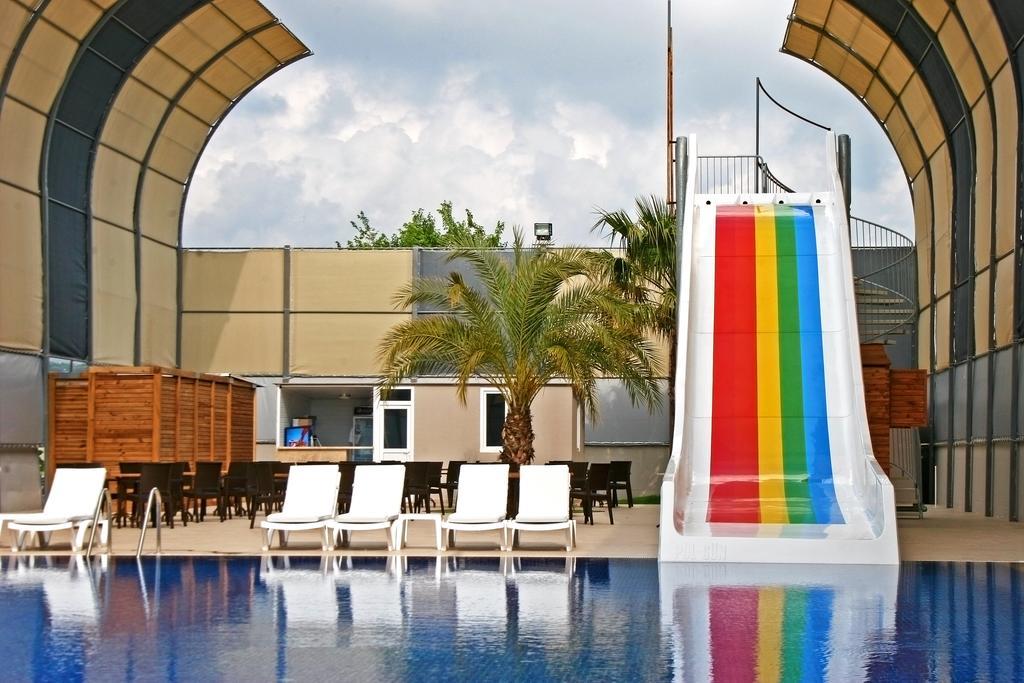Grand Akca Hotel Gazipaşa Exteriör bild